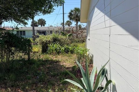 House in Ormond Beach, Florida 2 bedrooms, 103.12 sq.m. № 2116620 - photo 23