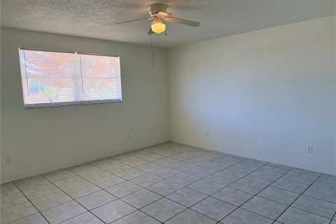 House in Ormond Beach, Florida 2 bedrooms, 103.12 sq.m. № 2116620 - photo 20