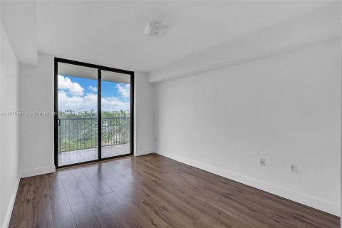 Купить кондоминиум в Майами, Флорида 2 спальни, 85.19м2, № 2054052 - фото 17