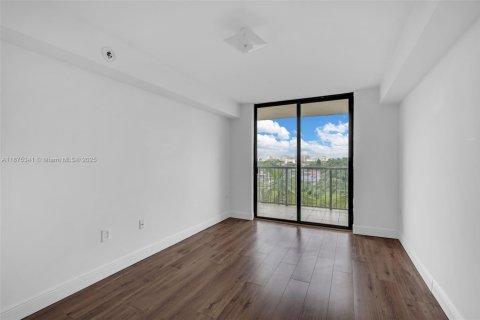 Купить кондоминиум в Майами, Флорида 2 спальни, 85.19м2, № 2054052 - фото 19