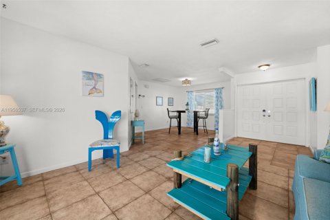 Casa en venta en Cape Coral, Florida, 3 dormitorios, 155.7 m2 № 2020220 - foto 8