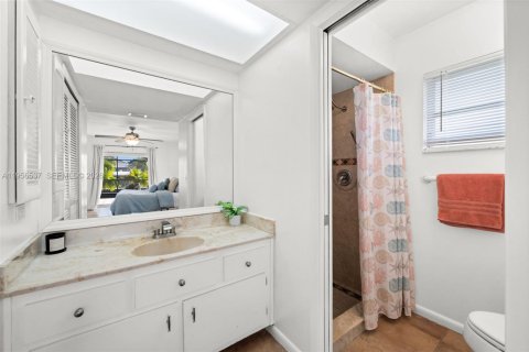 Casa en venta en Cape Coral, Florida, 3 dormitorios, 155.7 m2 № 2020220 - foto 20