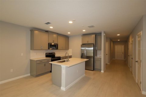 Touwnhouse à vendre à Orlando, Floride: 3 chambres, 154.78 m2 № 2309952 - photo 8