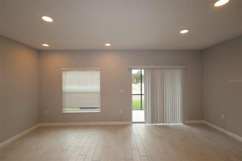 Touwnhouse à vendre à Orlando, Floride: 3 chambres, 154.78 m2 № 2309952 - photo 9
