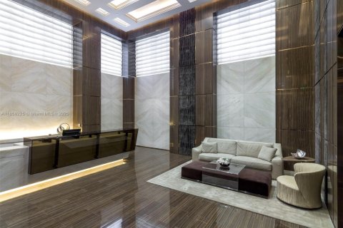 Condominio en venta en Sunny Isles Beach, Florida, 4 dormitorios, 428.19 m2 № 2018660 - foto 8