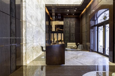 Condominio en venta en Sunny Isles Beach, Florida, 4 dormitorios, 428.19 m2 № 2018660 - foto 7