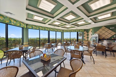 Condo in Riviera Beach, Florida, 1 bedroom  № 2179155 - photo 27