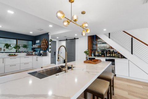 Condominio en venta en North Miami Beach, Florida, 2 dormitorios, 124.95 m2 № 1816377 - foto 9