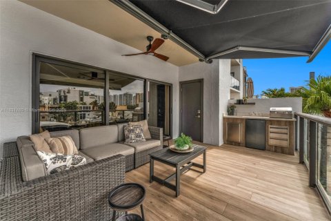 Condominio en venta en North Miami Beach, Florida, 2 dormitorios, 124.95 m2 № 1816377 - foto 27