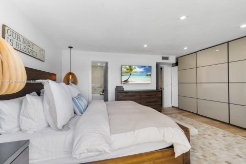 Condominio en venta en North Miami Beach, Florida, 2 dormitorios, 124.95 m2 № 1816377 - foto 19