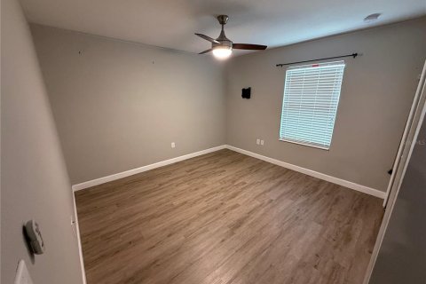 Townhouse in Orlando, Florida 3 bedrooms, 160.63 sq.m. № 2230787 - photo 25
