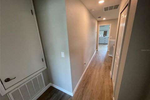 Townhouse in Orlando, Florida 3 bedrooms, 160.63 sq.m. № 2230787 - photo 18