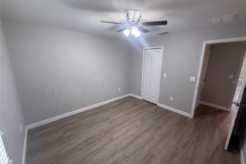 Townhouse in Orlando, Florida 3 bedrooms, 160.63 sq.m. № 2230787 - photo 30