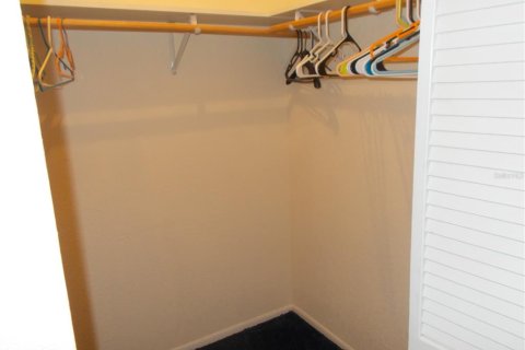 Townhouse in Port Charlotte, Florida 2 bedrooms, 113.15 sq.m. № 2097687 - photo 30