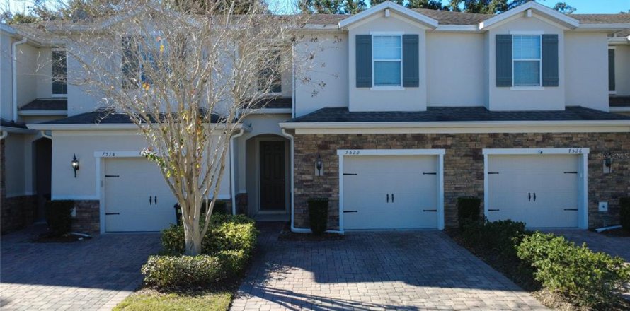 Townhouse in Winter Park, Florida 3 bedrooms, 173.91 sq.m. № 2213164