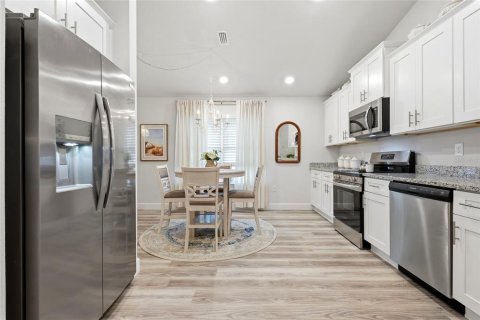 Villa ou maison à vendre à Lake City, Floride: 4 chambres, 174.84 m2 № 2199170 - photo 15