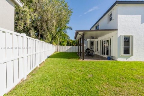 Villa ou maison à vendre à Miramar, Floride: 4 chambres, 246.66 m2 № 1999082 - photo 27