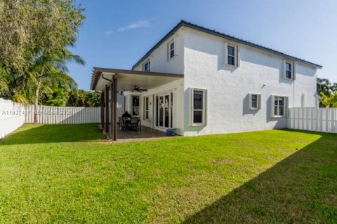 Villa ou maison à vendre à Miramar, Floride: 4 chambres, 246.66 m2 № 1999082 - photo 28