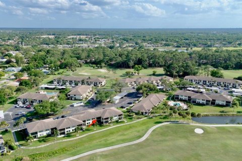 Condo in Sarasota, Florida, 2 bedrooms № 2214349 - photo 30