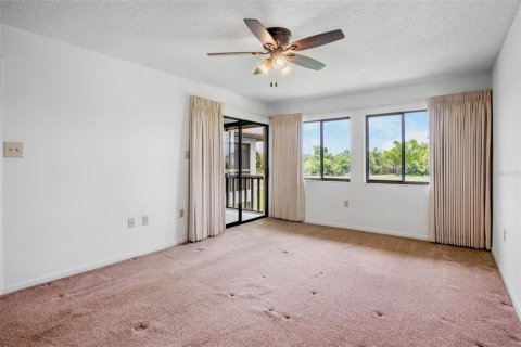 Condo in Sarasota, Florida, 2 bedrooms № 2214349 - photo 17