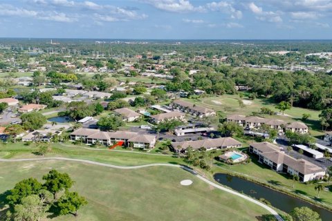 Condo in Sarasota, Florida, 2 bedrooms № 2214349 - photo 29