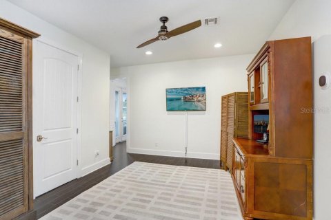 House in Tampa, Florida 3 bedrooms, 148.74 sq.m. № 1628564 - photo 14