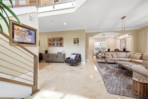House in Wellington, Florida 6 bedrooms, 377.37 sq.m. № 2392054 - photo 5