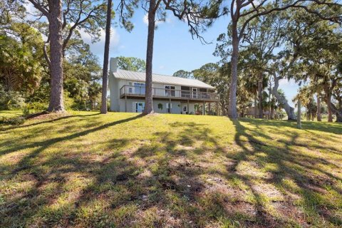 House in Cedar Key, Florida 3 bedrooms, 242.66 sq.m. № 2098879 - photo 20