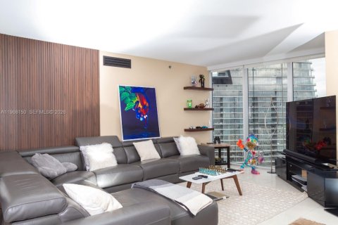 Condominio en alquiler en Miami, Florida, 3 dormitorios, 169.55 m2 № 2029320 - foto 5