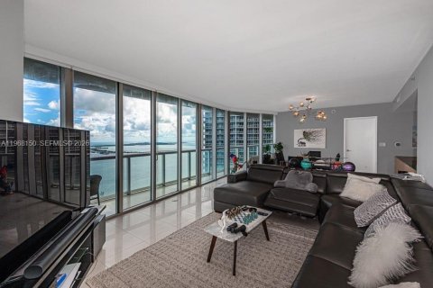 Condominio en alquiler en Miami, Florida, 3 dormitorios, 169.55 m2 № 2029320 - foto 23