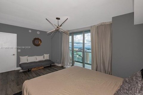 Condominio en alquiler en Miami, Florida, 3 dormitorios, 169.55 m2 № 2029320 - foto 25