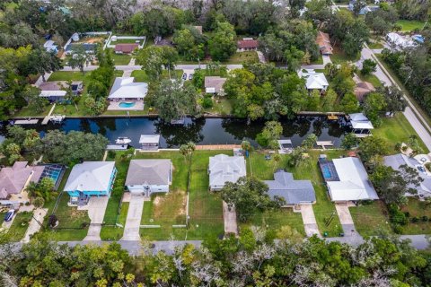 Casa en venta en Crystal River, Florida, 4 dormitorios, 235.04 m2 № 2097250 - foto 2