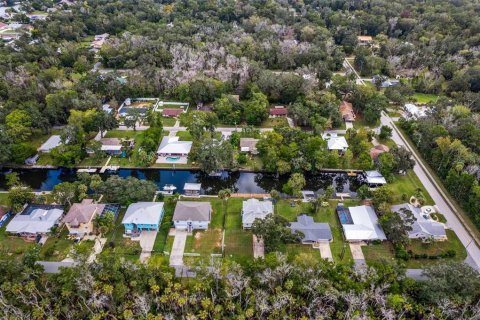 Casa en venta en Crystal River, Florida, 4 dormitorios, 235.04 m2 № 2097250 - foto 4