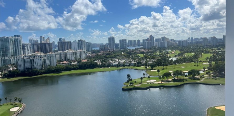 Condo in Aventura, Florida, 2 bedrooms  № 1750437