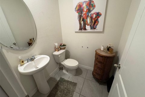 Снять в аренду таунхаус в Киссимми, Флорида 3 спальни, № 2004652 - фото 4