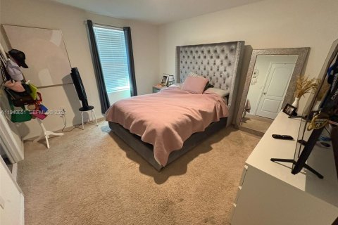 Снять в аренду таунхаус в Киссимми, Флорида 3 спальни, № 2004652 - фото 8