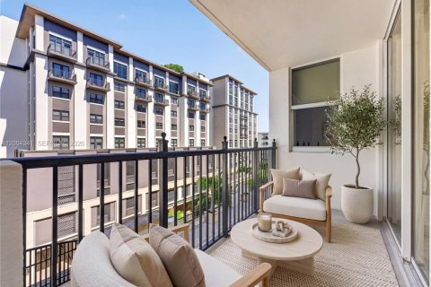 Condo in Coral Gables, Florida, 2 bedrooms  № 2068845 - photo 23