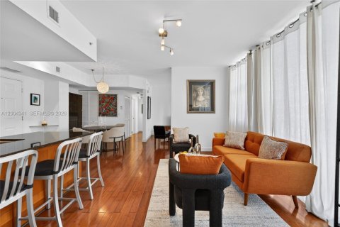 Condo in Coral Gables, Florida, 2 bedrooms  № 2068845 - photo 5