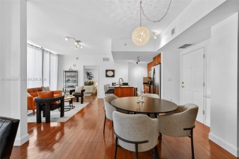 Condo in Coral Gables, Florida, 2 bedrooms  № 2068845 - photo 10