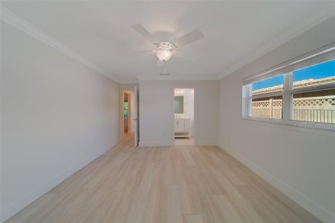 Villa ou maison à vendre à Clearwater, Floride: 4 chambres, 387.59 m2 № 2142551 - photo 21