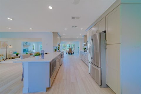 Villa ou maison à vendre à Clearwater, Floride: 4 chambres, 387.59 m2 № 2142551 - photo 8