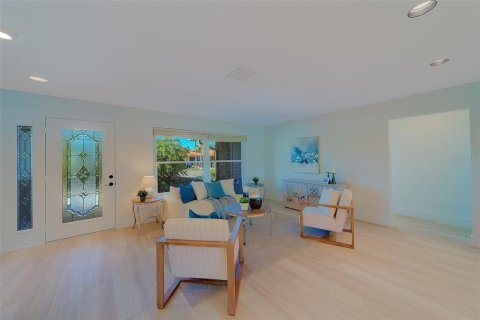 Villa ou maison à vendre à Clearwater, Floride: 4 chambres, 387.59 m2 № 2142551 - photo 10
