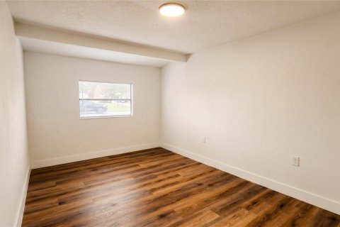 House in Kissimmee, Florida 4 bedrooms, 171.13 sq.m. № 2094302 - photo 25