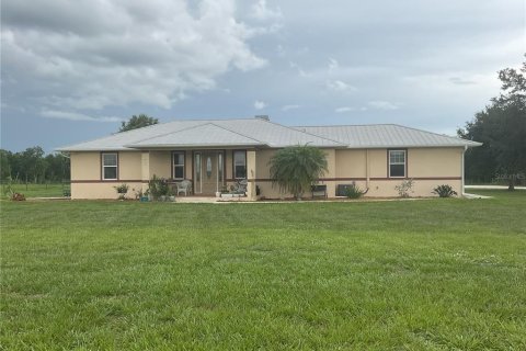 House in Arcadia, Florida 3 bedrooms, 161.65 sq.m. № 1844554 - photo 3