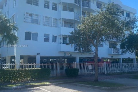 Condo à Miami Beach, Floride, 1 chambre  № 2016190