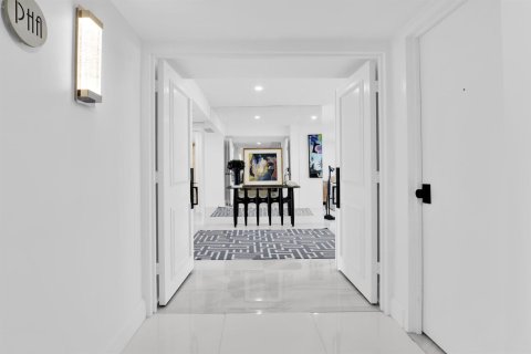 Condo in Boca Raton, Florida, 3 bedrooms  № 2387958 - photo 15