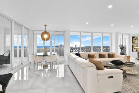 Condo in Boca Raton, Florida, 3 bedrooms  № 2387958 - photo 8