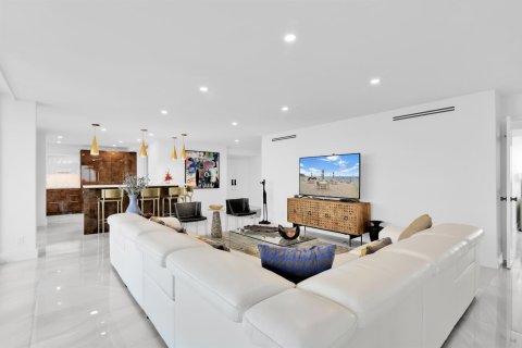 Condo in Boca Raton, Florida, 3 bedrooms  № 2387958 - photo 7