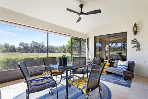 Townhouse in Haines City, Florida 3 bedrooms, 176.24 sq.m. № 2151036 - photo 30