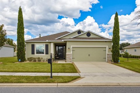 Casa en Ocala, Florida 3 dormitorios, 171.96 m2 № 2385926